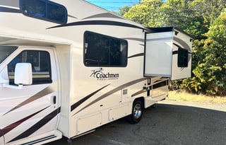2016 Coachmen RV Freelander 21RS Ford 350