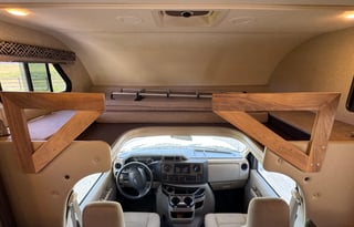 The Cheetah | Glamping on Wheels – Sleeps 6-8