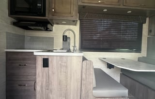 2022 Jayco Redhawk SE 27N