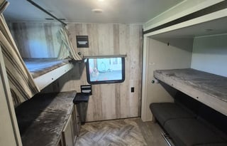 2023 Palomino Puma 32BHQS