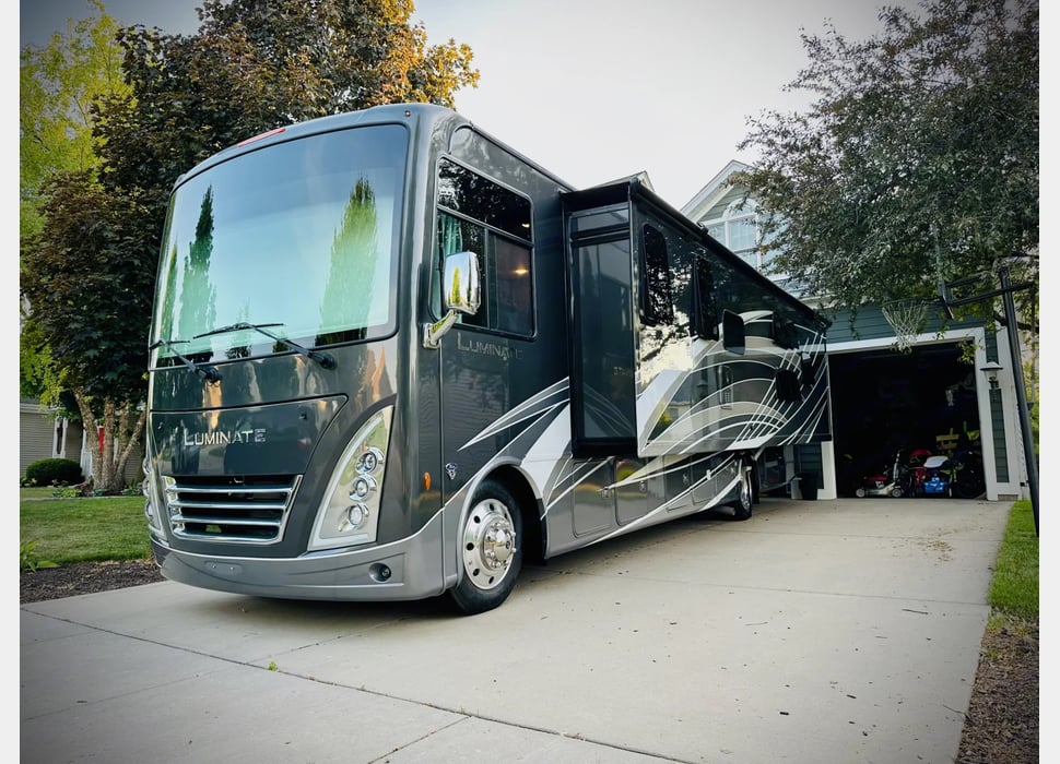 Class A Motor Home rentals in Kenosha
