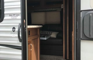2017 Coachman Catalina Legacy Edition