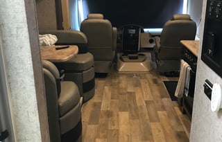 2017 Thor Motor Coach RB