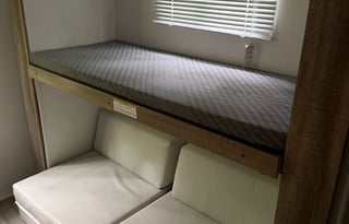 2024 Eddie Bauer BH, We Deliver & Set Up Sleeps 10