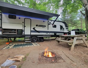 CrossRoads RV Zinger Lite ZR280BH