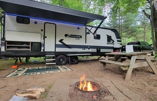 2022 CrossRoads RV Zinger Lite ZR280BH
