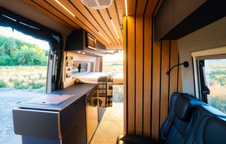 ODYSSEY-Luxury Off Grid Mercedes Sprinter 144 AWD