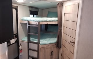 2022 Twilight 280 Signature