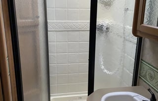 2009 Damon Challenger 376