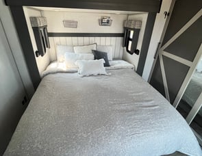 Forest River RV Wildwood Heritage Glen 356QB