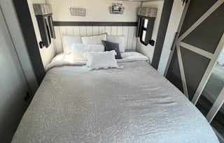 2023 Forest River RV Wildwood Heritage Glen 356QB