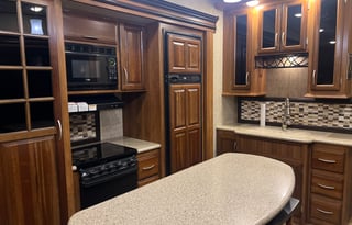 2016 Prime Time RV Crusader 380MBH