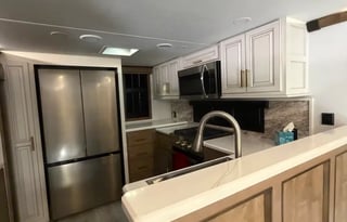 Tavares Luxury Retreat | Montana TAFL3063
