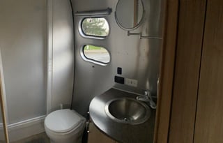 Airstream Flying Cloud 30 Bunk