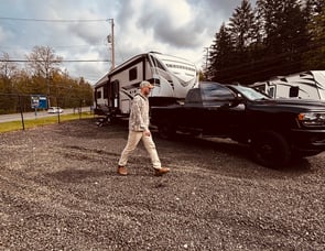 Coachmen RV Chaparral 336TSIK
