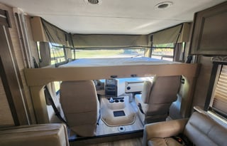 2022 Thor Motor Coach Freedom Traveler 32A