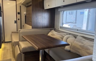 Easy driving 2021 Winnebago View 24D