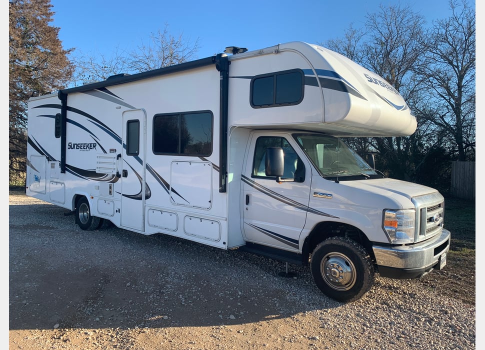 Class C Motor Home rentals in Waco
