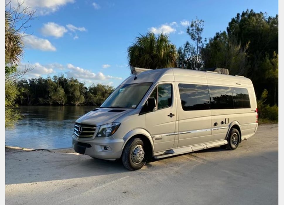 Class B Camping Van rentals in Beacon