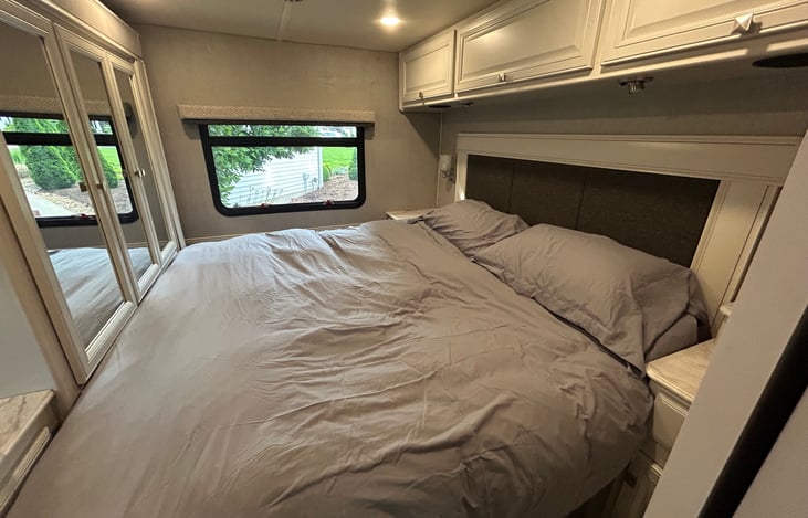 Master Bedroom Short King