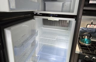 2021 Dutchmen RV Coleman Light 2715RL