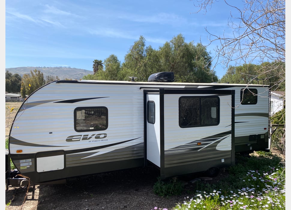 Travel Trailer rentals in Simi Valley