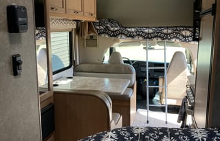 2020 Thor Daybreak   "The Wolf Pup"