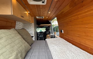 Luxury Mercedes Sprinter Van | Solar, Shower