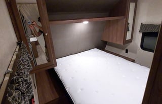 Fireside RV's Heartland Prowler Lynx 31LX LMI1164