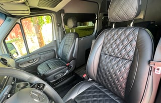 Luxury Mercedes Sprinter Cruiser Van Seats 8