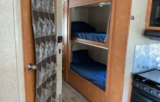 2019 Winnebago Minnie Winnie 31G Bunk Beds