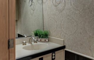 Prevost Monaco Royale