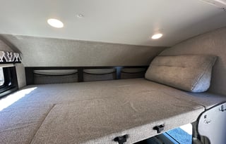 2022 Greyhawk Prestige 30Z – Sleeps 6 Comfortably