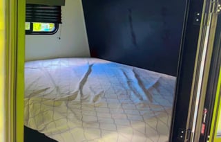 18 ft Easy tow Mini Vacation Travel Trailer