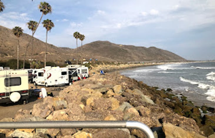 Camp next to Pacific ocean, What a experiences!