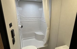 2023 Prime Time RV Avenger 24BHS