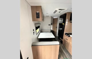 2024 New Forest River Prime Time Avenger Sleeps 6