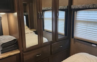 2018 THOR Motor Coach 30.3 Class A