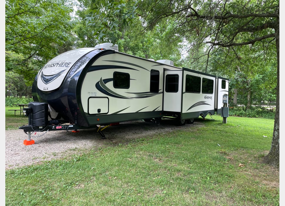 Travel Trailer rentals in Bloomington