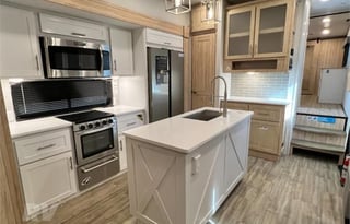 “The Beach House” Weekend bookings only