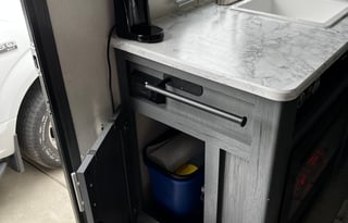 Montague RV Rental ~NO HIDDEN FEES