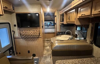 Joe and Colleens BigSky Explorer-29'Motor Coach