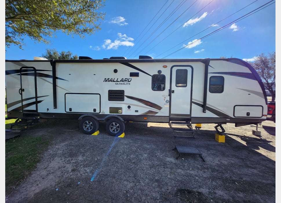 Travel Trailer rentals in Farmers Branch
