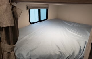BRAND NEW 2021 Coachmen RV Apex Nano 208BHS