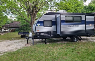 2021 Cherokee Wolf Pup 17jg