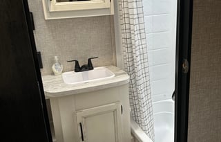 Nature’s Perks 2023 Jay Flight 212QBW