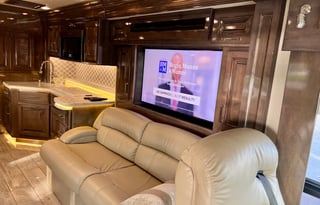 Welcome to "Daddy Bus".