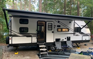 2022 Dutchmen RV Coleman Light 2455BH