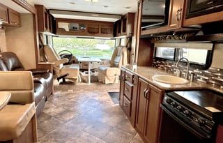 CLASS A MOTORCOACH DRIVER FRIENDLY