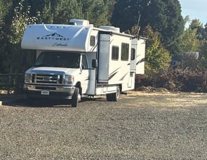 EAST TO WEST Entrada 2950OK